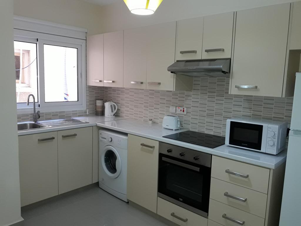 32 Hill Court Appartement Larnaca Buitenkant foto